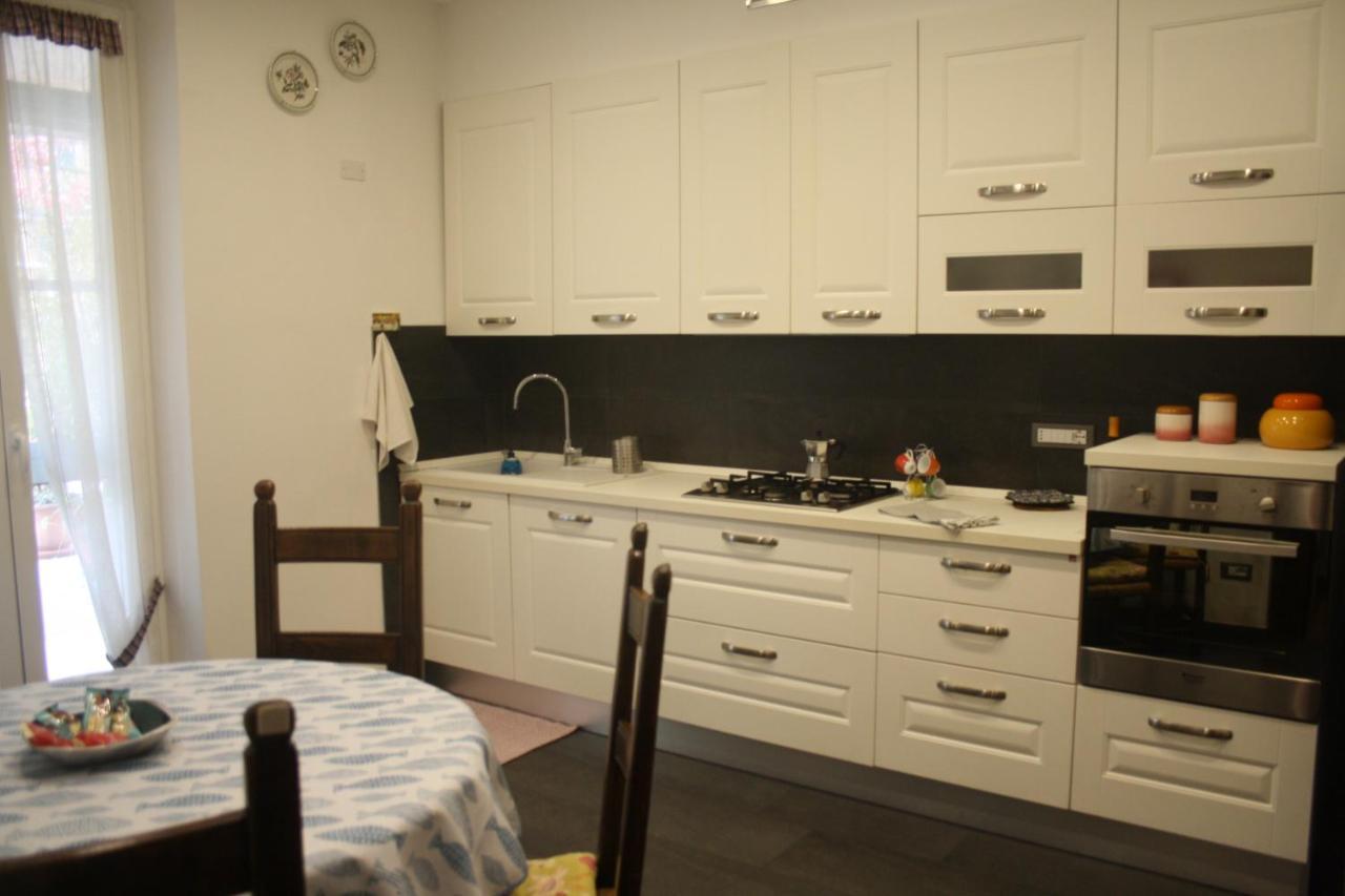 Al Portoro Apartment La Spezia Ngoại thất bức ảnh
